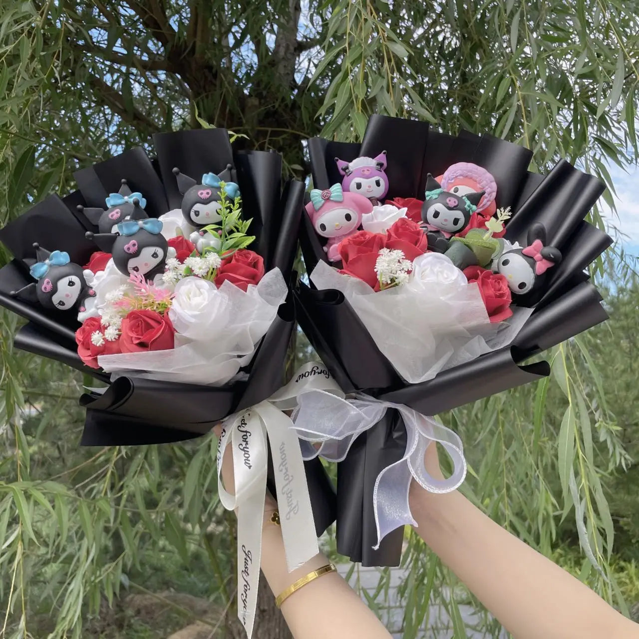 Kawaii Cat Dolls Bouquet with Artificial Flowers| Valentine's Day Gifts