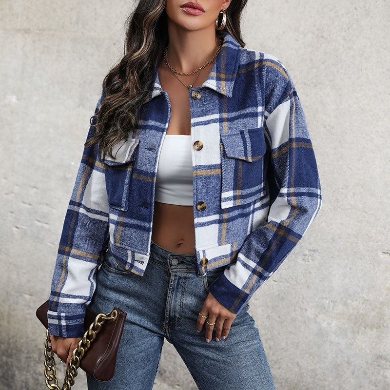 Cozy Chic: Plaid Cropped Jacket