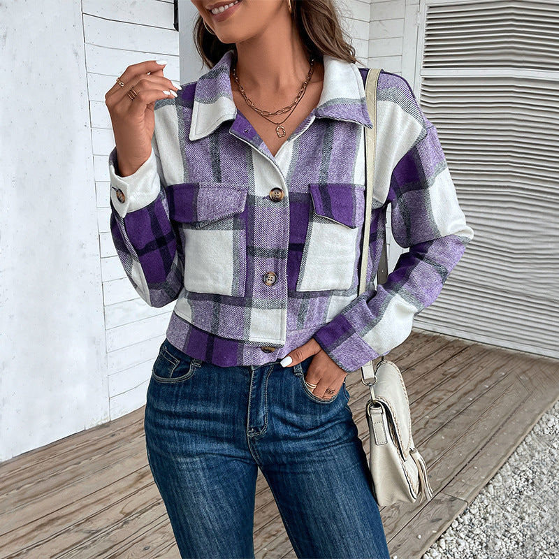 Cozy Chic: Plaid Cropped Jacket