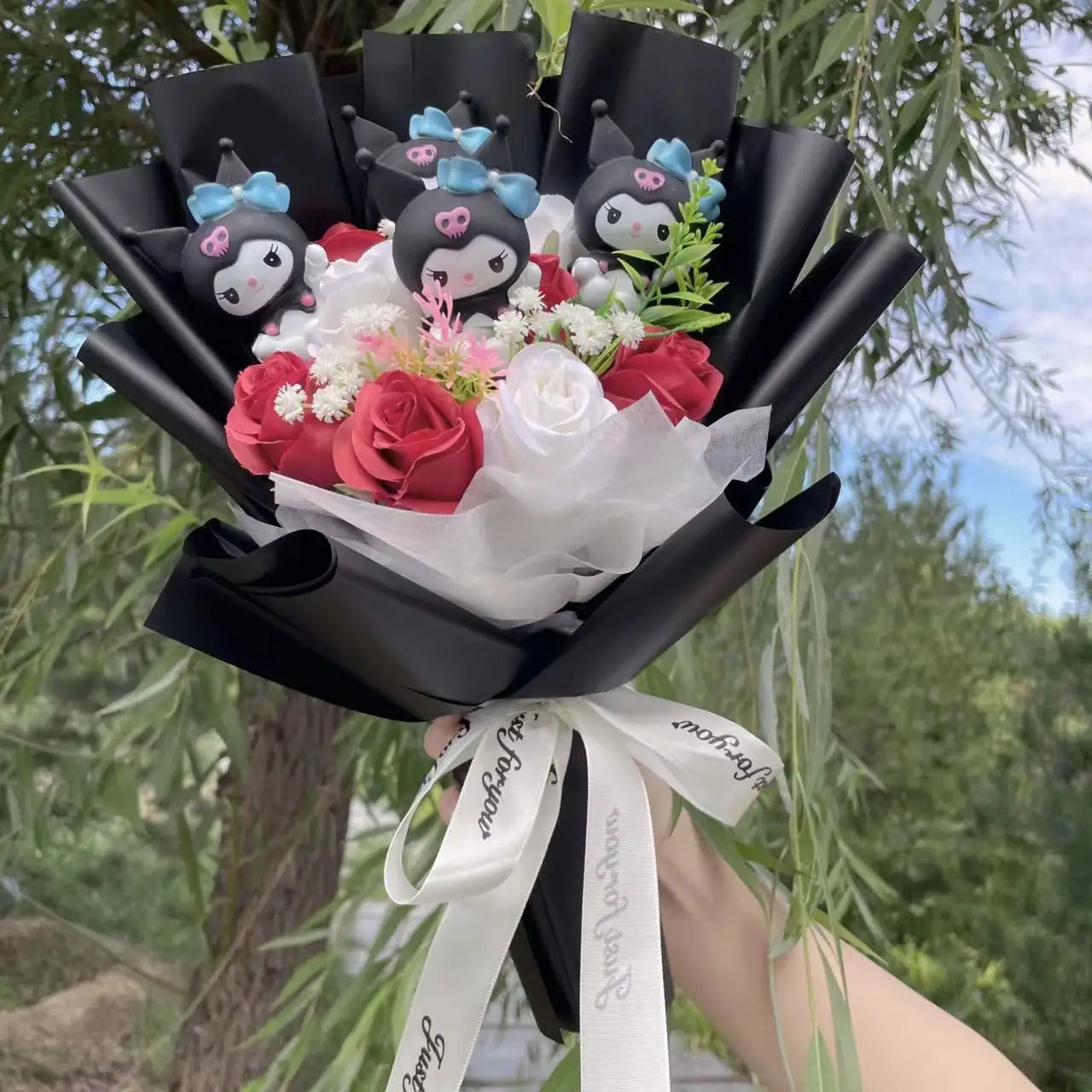 Kawaii Cat Dolls Bouquet with Artificial Flowers| Valentine's Day Gifts