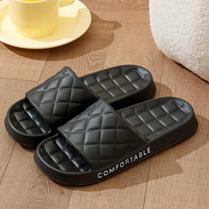 Fashion Slides With Plaid Design Soft-Soled Slippers