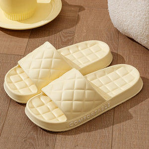 Fashion Slides With Plaid Design Soft-Soled Slippers