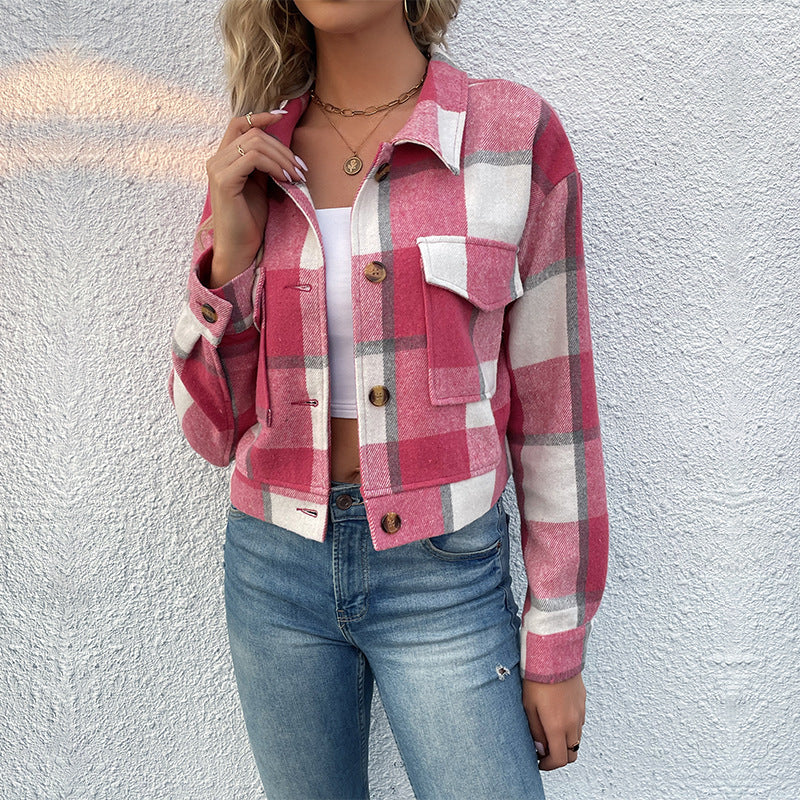 Cozy Chic: Plaid Cropped Jacket